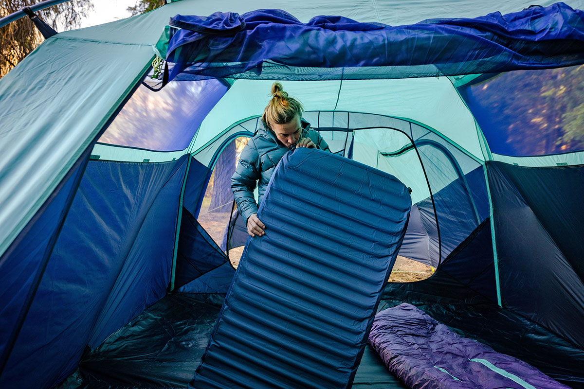 Inflating camping outlet mattress